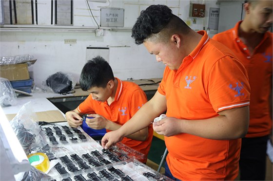 塑膠模具制造廠——博騰納力苛品質(zhì)，追求極致
